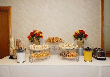 Rodeway Inn Medina Ανέσεις φωτογραφία